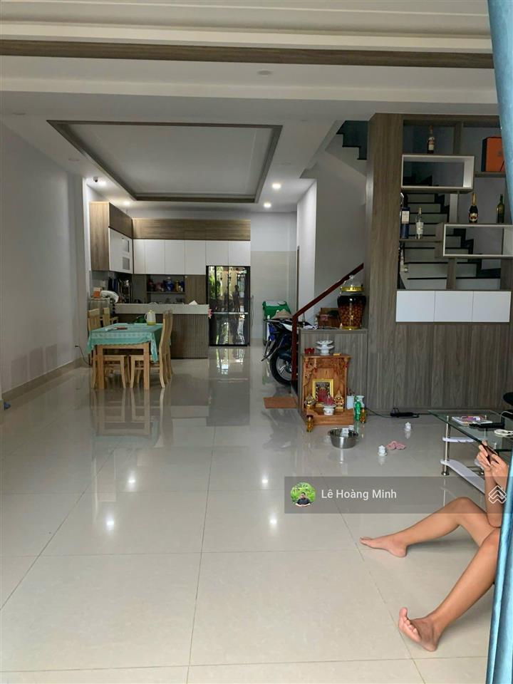 Nhà phố dt khủng 5,5m x 35m. 3 tầng đang cho thuê 37tr/ tháng sát picity thạnh xuân 14