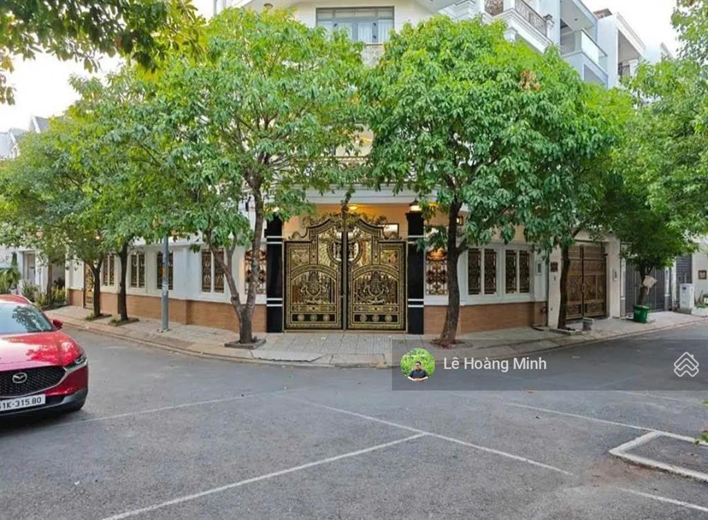 Biệt thự vip 8m x 20m. góc 2 mt view công viên kdc hiệp thành city