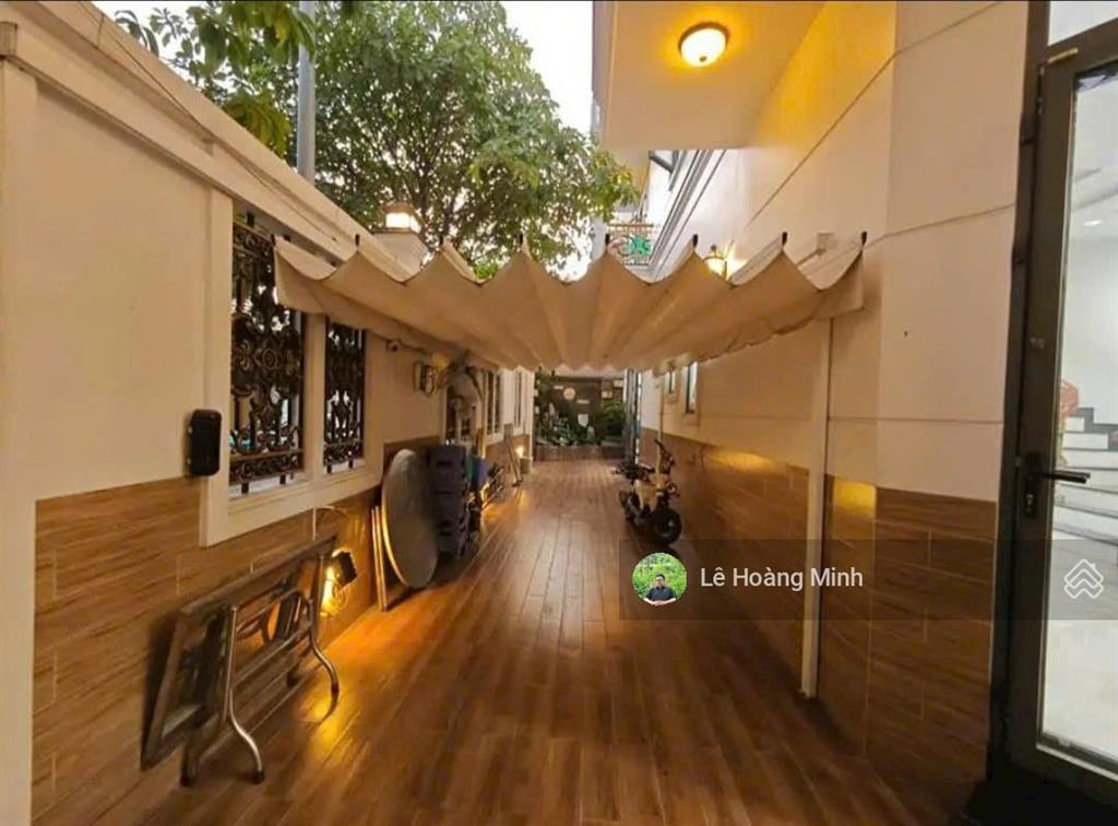 Biệt thự vip 8m x 20m. góc 2 mt view công viên kdc hiệp thành city