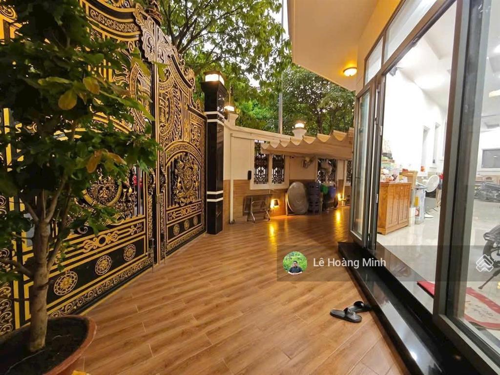 Biệt thự vip 8m x 20m. góc 2 mt view công viên kdc hiệp thành city