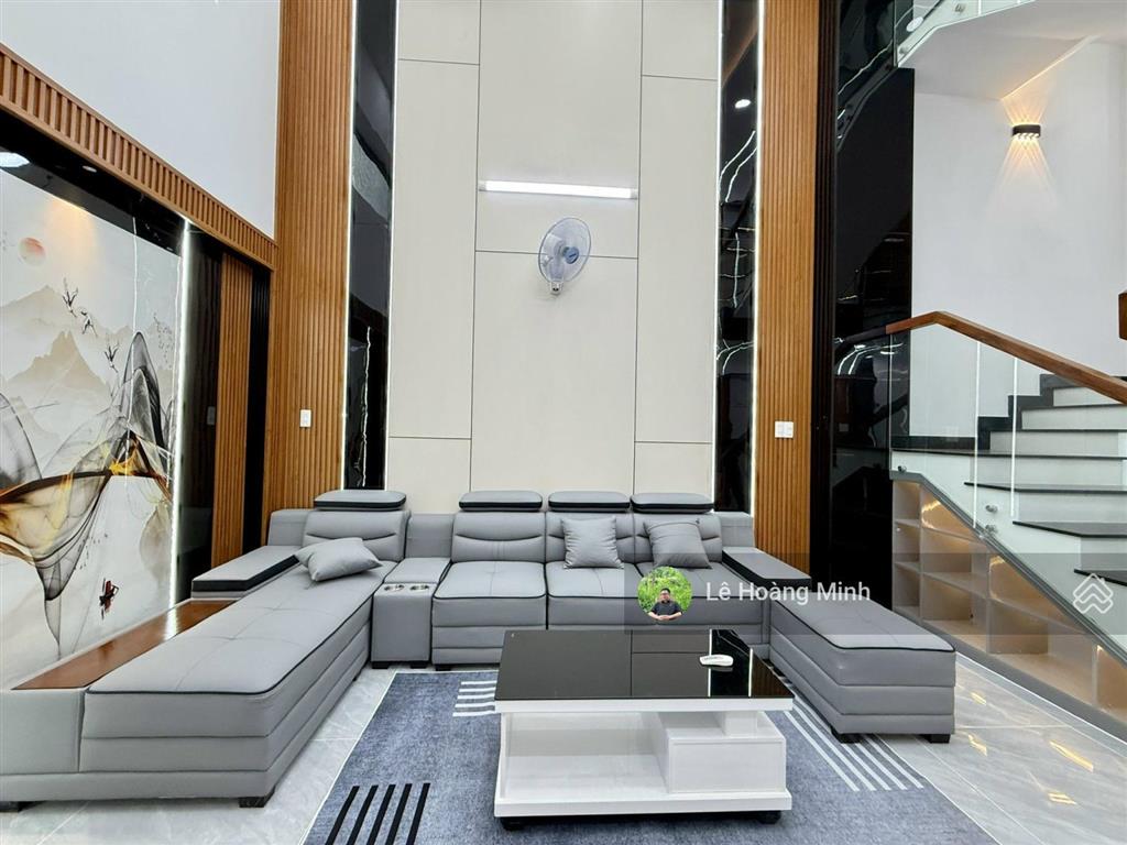 Nhà phố 4m x 15m. xây 4 tầng hẻm 6m thông lê thị riêng. sát bên trường nguyễn trung trực