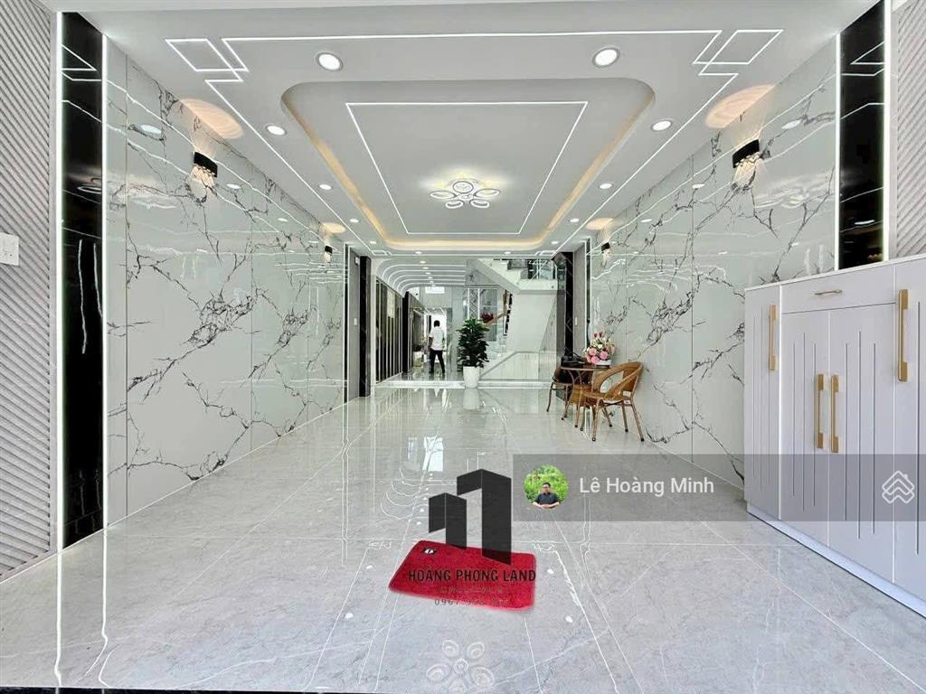 Siêu phẩm 5m x 20m. 4 tầng có thang máy hẻm 7m thông lê thị riêng