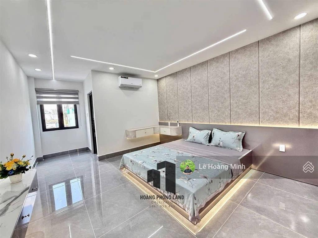 Siêu phẩm 5m x 20m. 4 tầng có thang máy hẻm 7m thông lê thị riêng