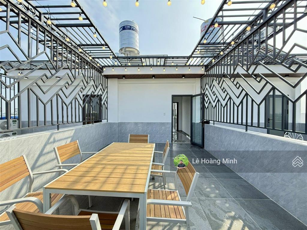 Siêu phẩm 4,4m x 18m. 5 tầng thang máy 1/ hẻm 8m thạnh xuân 25. view kênh