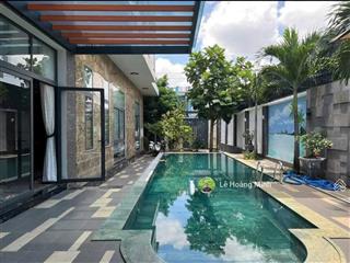 Biệt thự đẳng cấp 1000m2 3 tầng có sân vườn hồ bơi lớn đường lê thị riêng