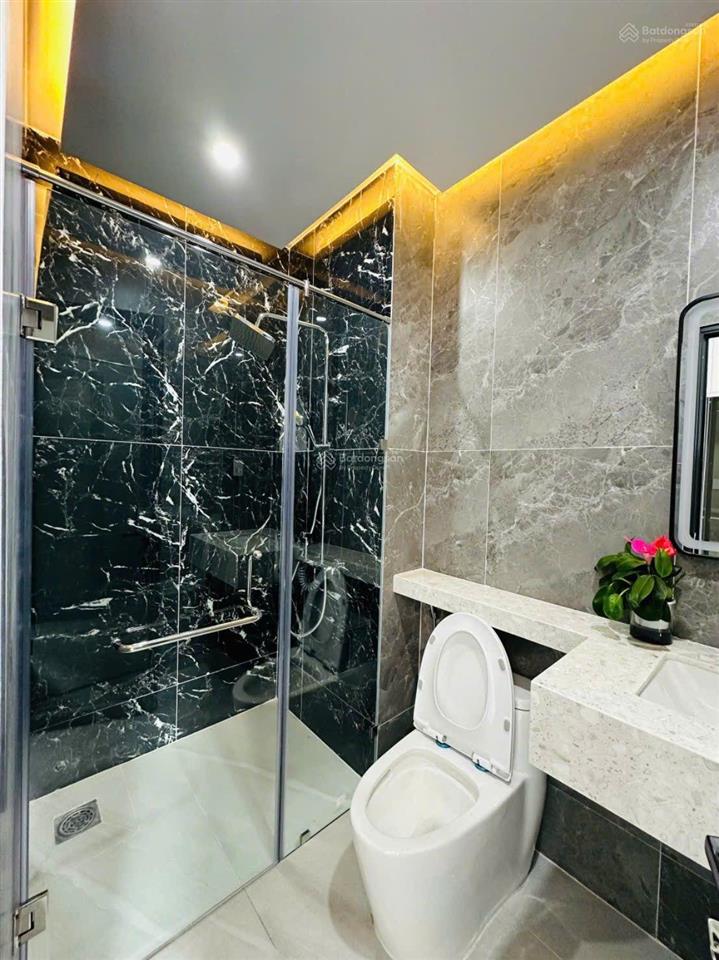 Siêu phẩm đẹp lung linh 4m x 22m. 4 tầng có thang máy 1/ thạnh xuân 24