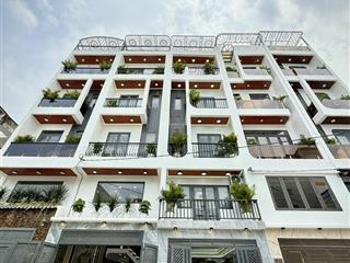 Siêu phẩm 4m x 21m, 4 tầng có thang máy hẻm nhựa 8m thông lê thị riêng