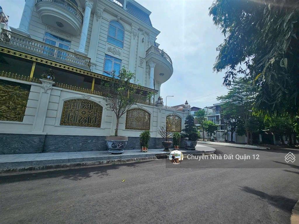 Đất xây biệt thự 10m x 20m. góc 2mt khu biệt thự phú nhuận đường lê thị riêng