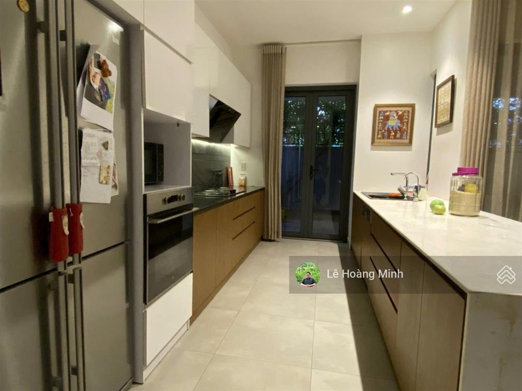 Biệt thự đẳng cấp 15m x 20m. hồ bơi sân vườn góc ngã tư đường 25m khu vip hà huy giáp