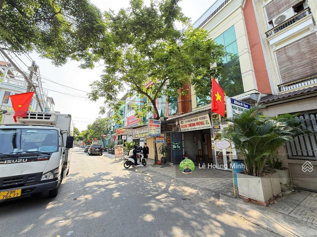 Biệt thự mini 6m x 20m. 1 hầm 3 lầu view công viên 1/ hẻm 12m thông đường tô ký ( kdc k82)