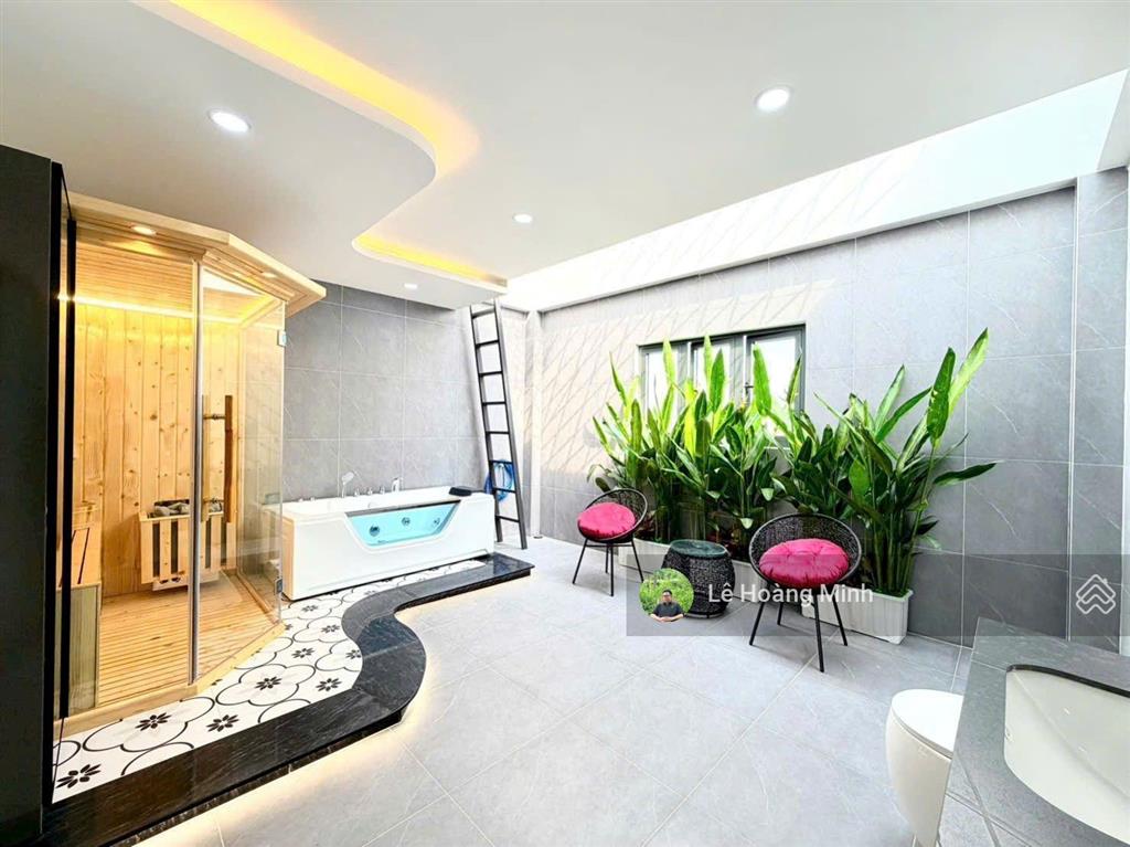 Siêu phẩm 5m x 18m. 4 tầng thang máy hẻm 8m đường thạnh xuân 25