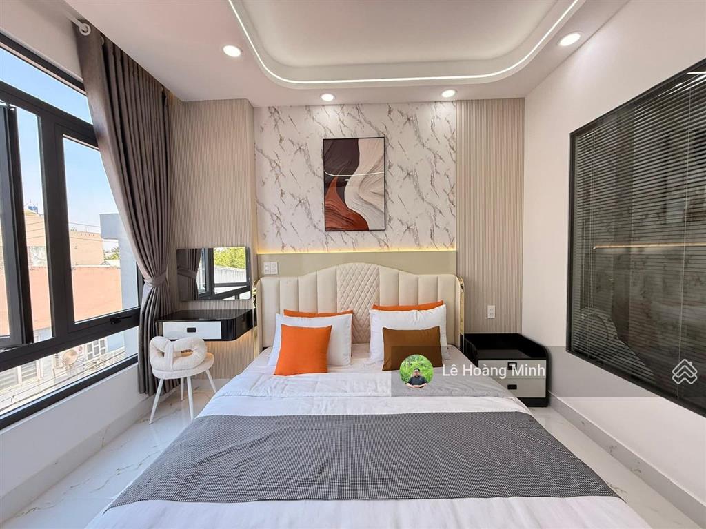 Siêu phẩm 4m x 18m. 4 tầng. có thang máy hẻm nhựa 6m thông 1/ đường thạnh xuân 38