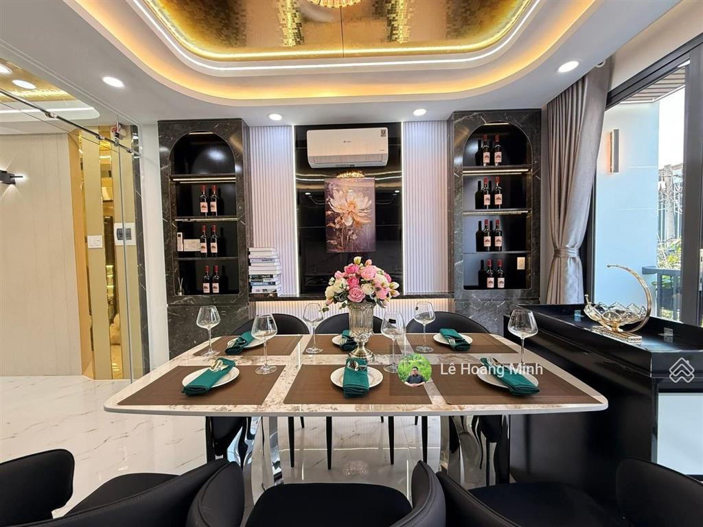 Siêu phẩm 4m x 18m. 4 tầng. có thang máy hẻm nhựa 6m thông 1/ đường thạnh xuân 38
