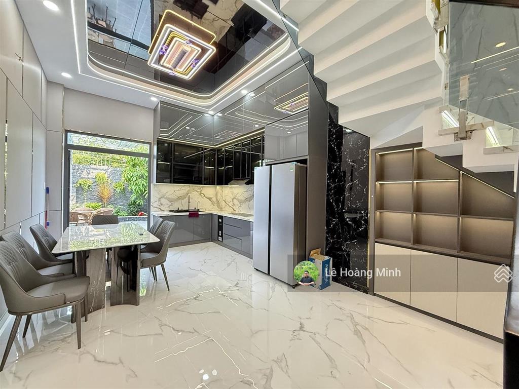 Siêu phẩm 4m x 25m. 3 tầng sân vườn hẻm nhựa 8m thông đường tô ngọc vân