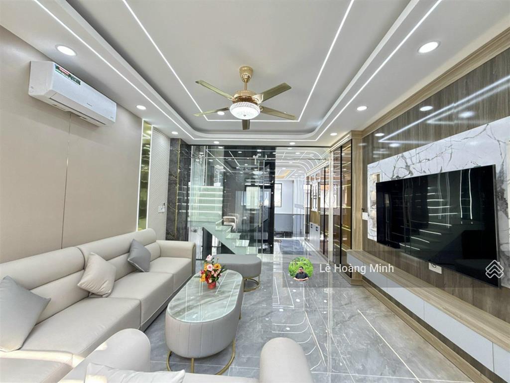 Siêu phẩm 5m x 15m. 4 tầng có thang máy hẻm nhựa 6m đường lê thị riêng. gần nhà máy bia tiger