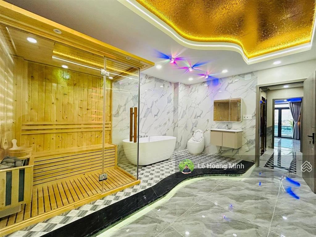 Siêu phẩm 4m x 20m. 5 tầng có thang máy. phòng karaoke 1/ hẻm 7m thông thạnh lộc 27