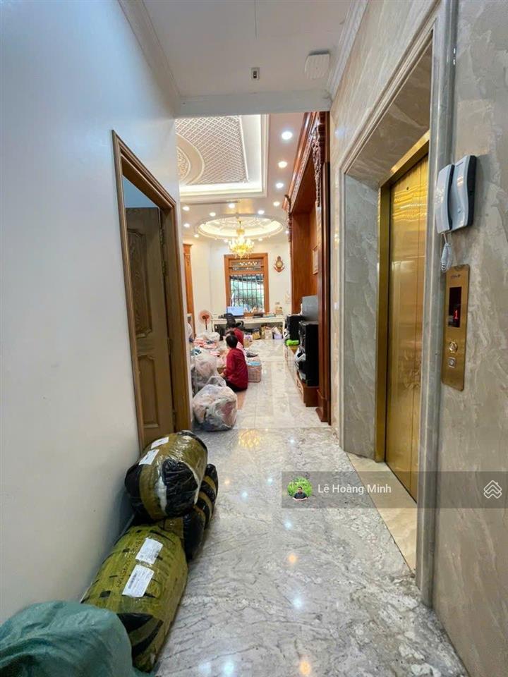 Biệt thự đẹp 255m2 4 tầng có thang máy view sông góc 2mt đường 25m khu biệt thự phú nhuận. q12