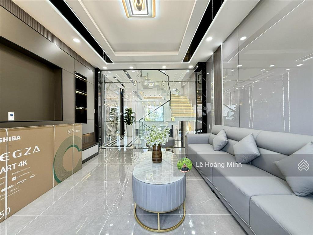 Siêu phẩm 4m x 16m. 4 tầng có thang máy và ô chờ hẻm rộng 14m. khu vip đường thới an 16