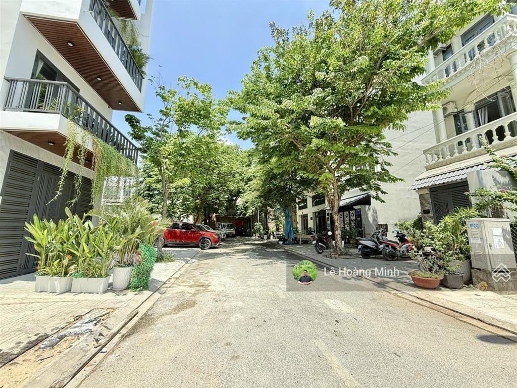 Siêu phẩm 4m x 16m. 4 tầng có thang máy và ô chờ hẻm rộng 14m. khu vip đường thới an 16