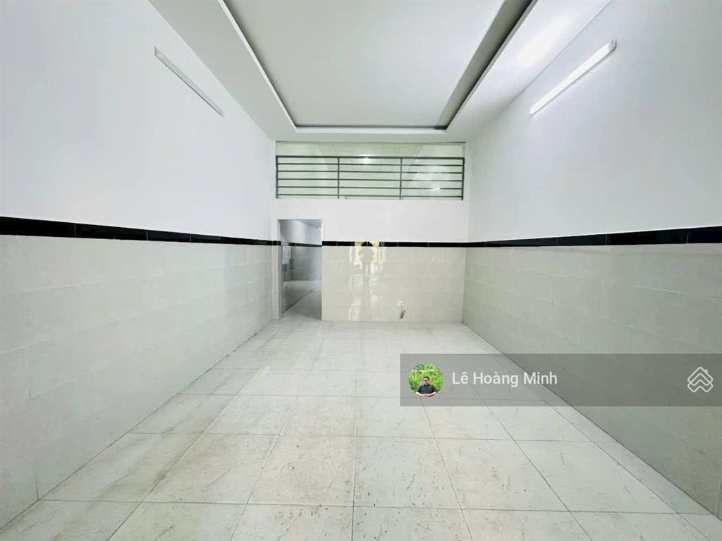 Nhà shr 4m x 19m. mặt tiền đường nguyễn thị thơi (hiệp thành 18)
