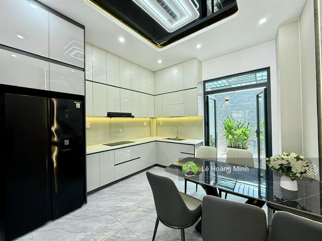 Siêu phẩm 4m x 25mn 3 tầng view sông vàm thuật hẻm 8m thông hà huy giáp