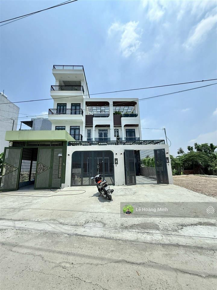 Siêu phẩm 4m x 25mn 3 tầng view sông vàm thuật hẻm 8m thông hà huy giáp