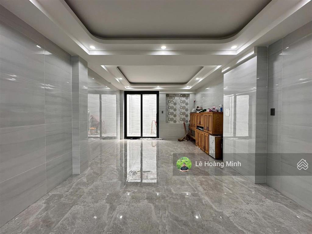 Siêu phẩm 4m x 26m. 5 tầng có thang máy mặt tiền nhánh đông hưng thuận 42. sát kdc an sương