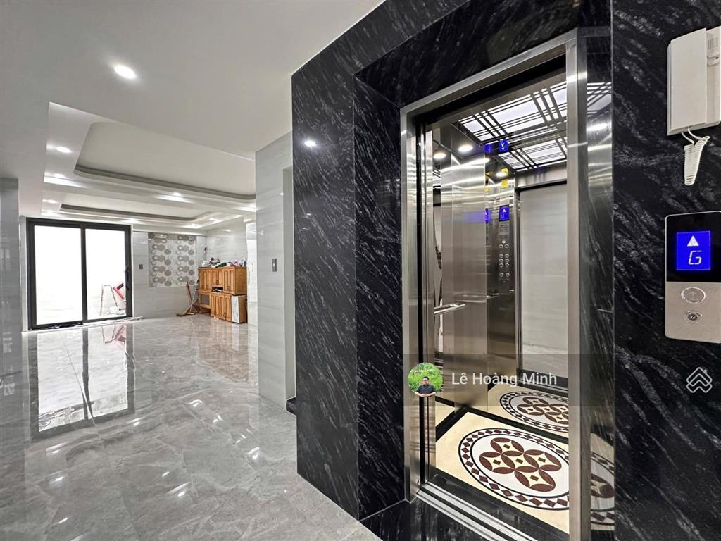 Siêu phẩm 4m x 26m. 5 tầng có thang máy mặt tiền nhánh đông hưng thuận 42. sát kdc an sương