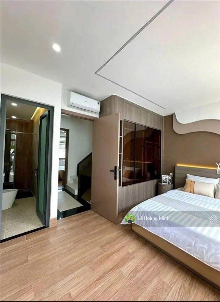Siêu phẩm 4 tầng mặt tiền đường thông, kinh doanh thạnh lộc 37