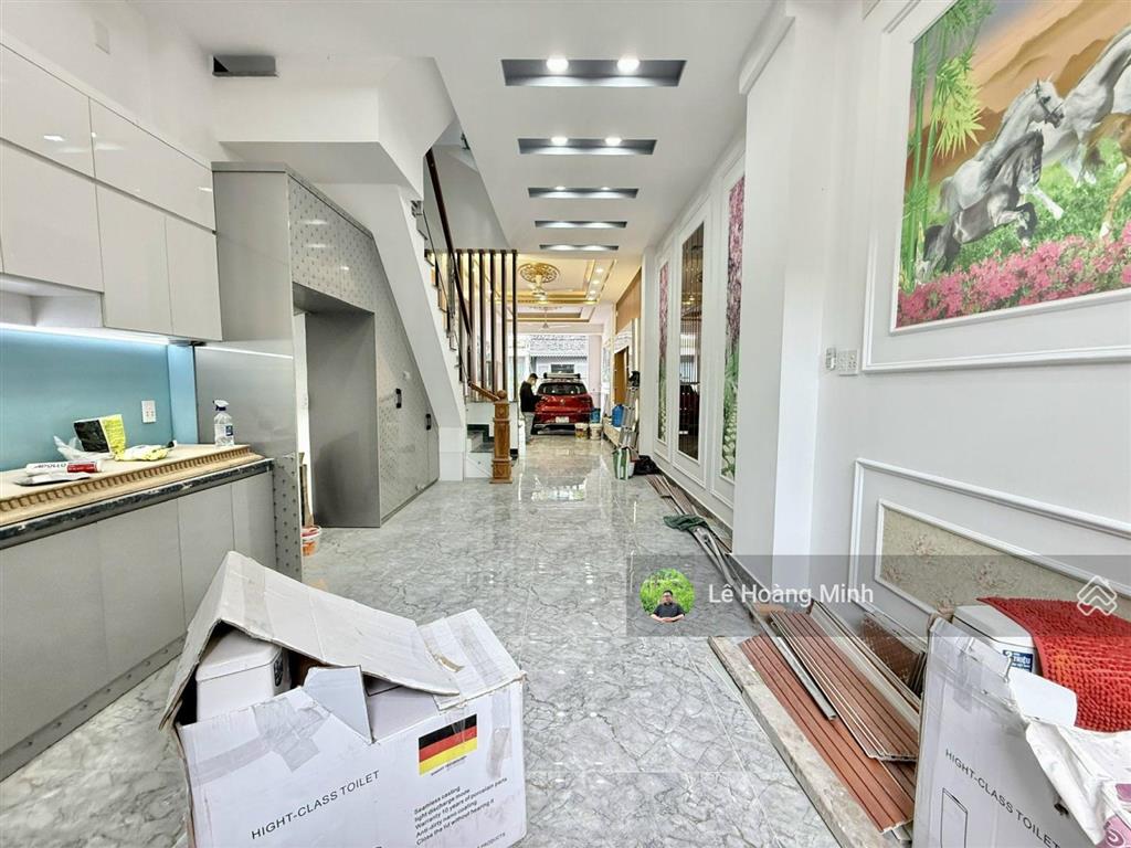 Nhà phố 4m x 19m, 4 lầu 6pn, 7wc, mặt tiền đường tân thới hiệp 9 (tòa án cũ)