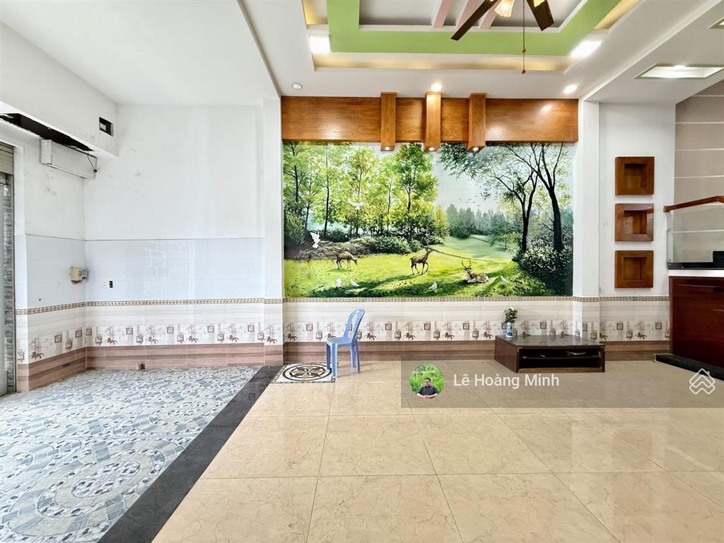 Nhà phố 5,2m x 20m, xây 3 lầu hẻm xe hơi 885 đường nguyễn ảnh thủ. ngay tch 10