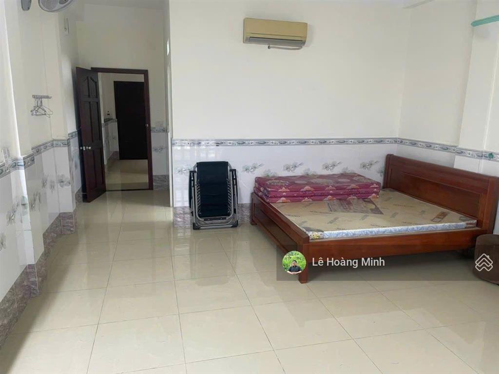 Nhà phố 4 tầng 5m x 22m. sử dụng 5m x 30m. mặt tiền đường nguyễn thị búp (kdc hiệp thành city)