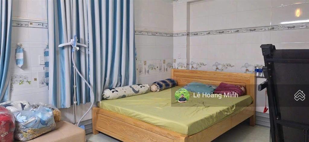 Nhà phố 4 tầng 5m x 22m. sử dụng 5m x 30m. mặt tiền đường nguyễn thị búp (kdc hiệp thành city)