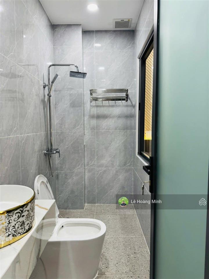 Siêu phẩm 5m x 15m. có thang máy căn góc 2mt hẻm 8m đường thạnh xuân 25