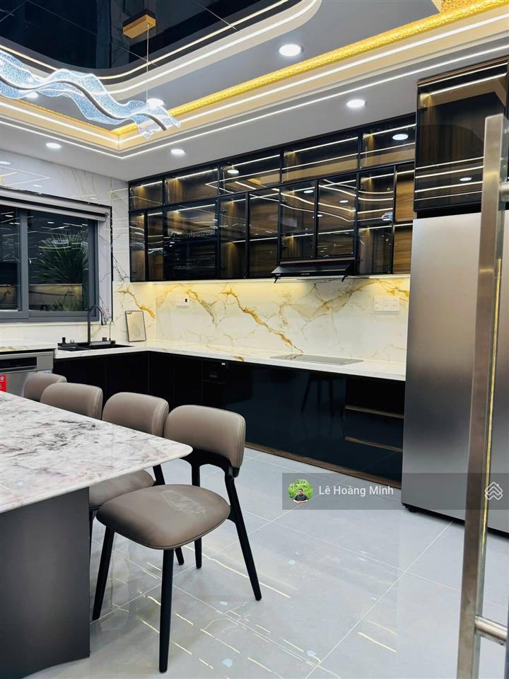Siêu phẩm 5m x 15m. có thang máy căn góc 2mt hẻm 8m đường thạnh xuân 25