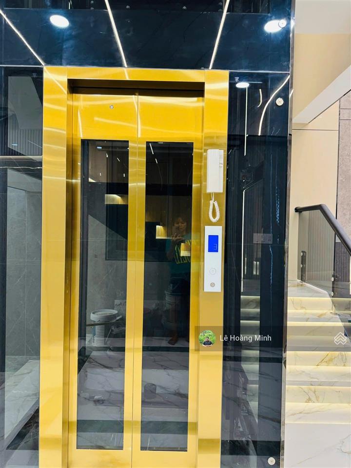 Siêu phẩm 5m x 15m. có thang máy căn góc 2mt hẻm 8m đường thạnh xuân 25