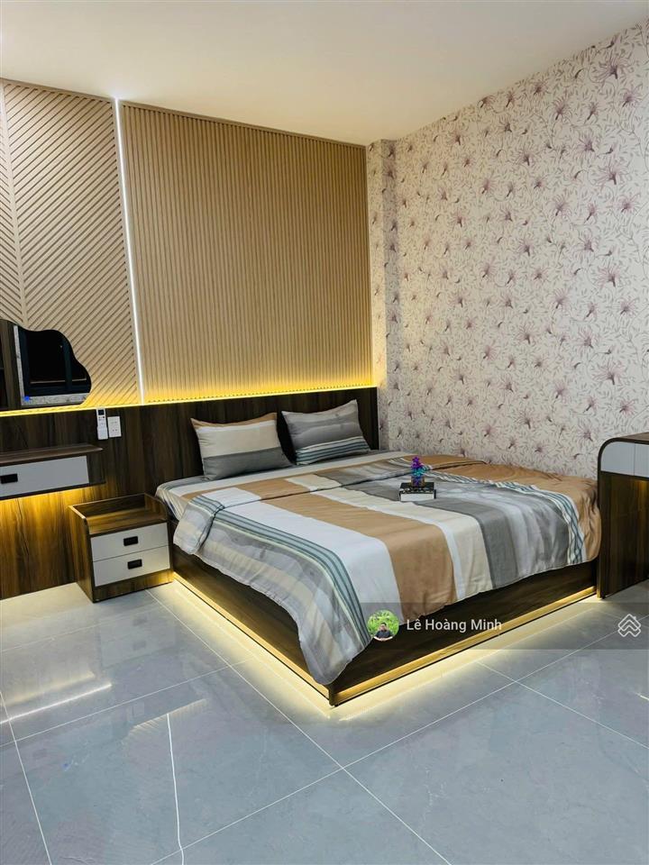 Siêu phẩm 5m x 15m. có thang máy căn góc 2mt hẻm 8m đường thạnh xuân 25