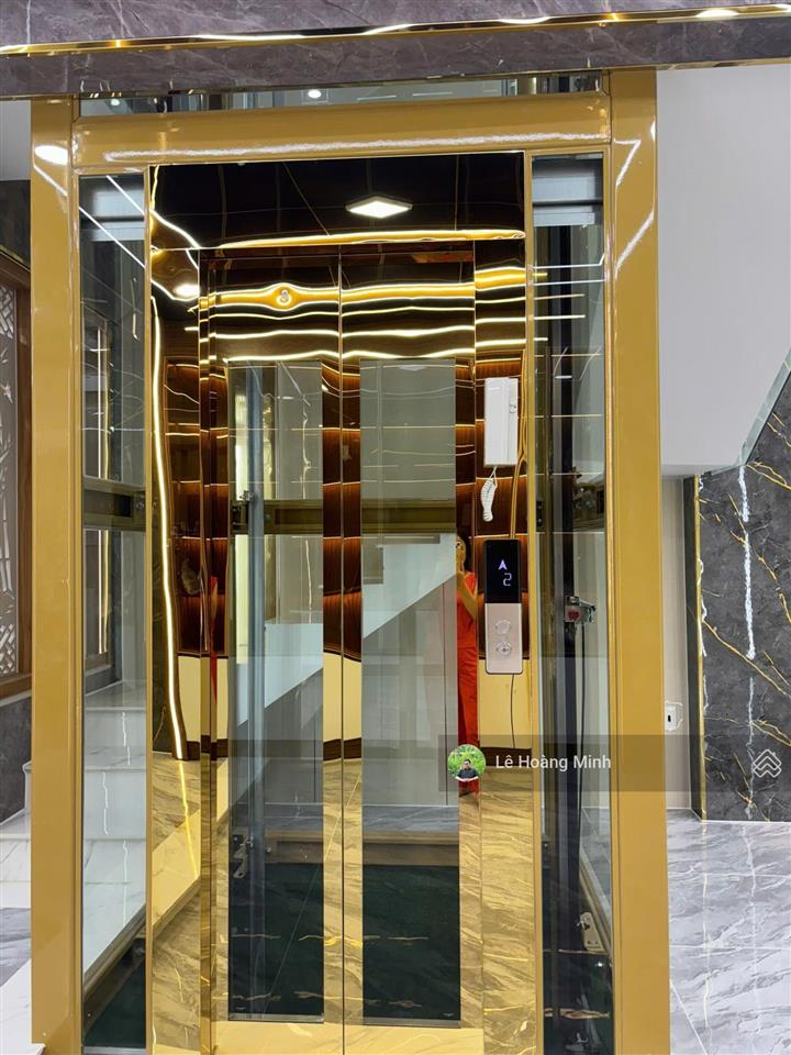 Siêu phẩm ngang 5,5m xây 4 tầng thang máy hẻm rộng 14m thông khu vip tch 10