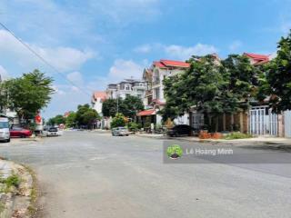 Lô đất biệt thự 10m x 20m. view sông vàm thuật trục chính đường 20m kdc phú nhuận