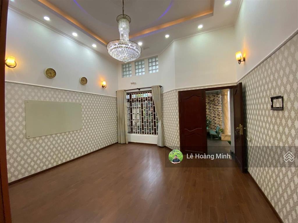 Biệt thự đẹp 12m x 20m. 3 tầng mặt tiền đường đông hưng thuận 17