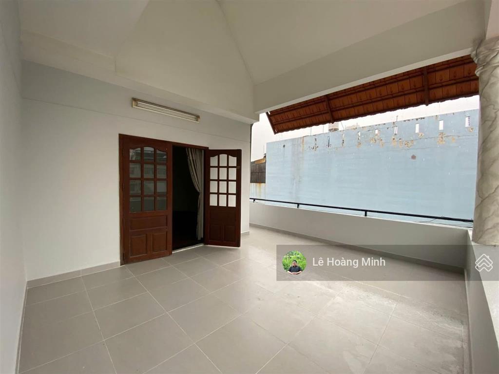 Biệt thự đẹp 12m x 20m. 3 tầng mặt tiền đường đông hưng thuận 17