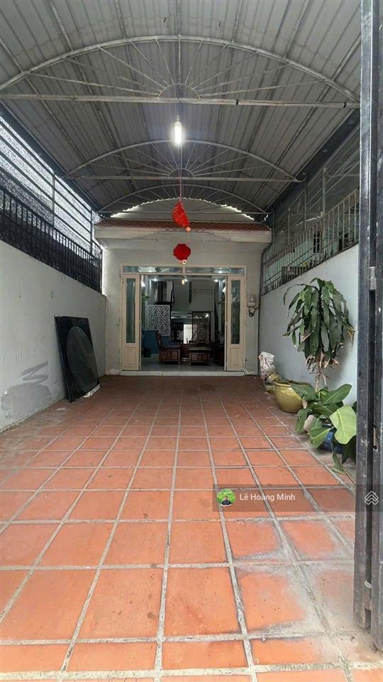 Nhà phố 4m x 25m. xây 3 tầng 1/ ngắn hẻm xe hơi đường thới an 22. ngay nhà máy bia tiger