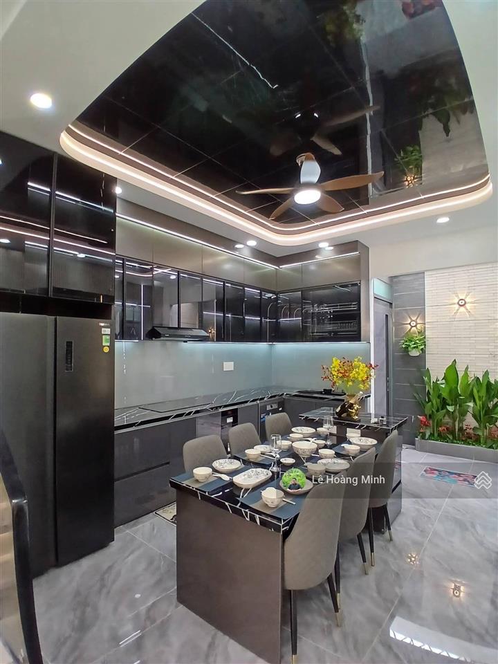 Siêu phẩm 4m x 20m. xây 3 tầng full nội thất mặt tiền kinh doanh đường thạnh lộc 37