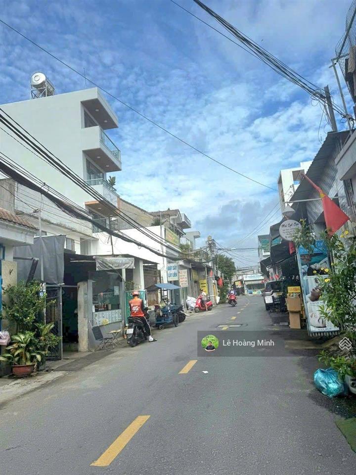 Nhà shr 5,5m x 24m. 128m2. mặt tiền đường trần thị hè ( ht42)