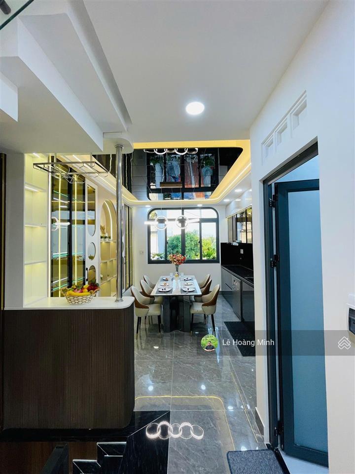 Siêu phẩm 4m x 15m. 4 tầng full nội thất đường thạnh xuân 25