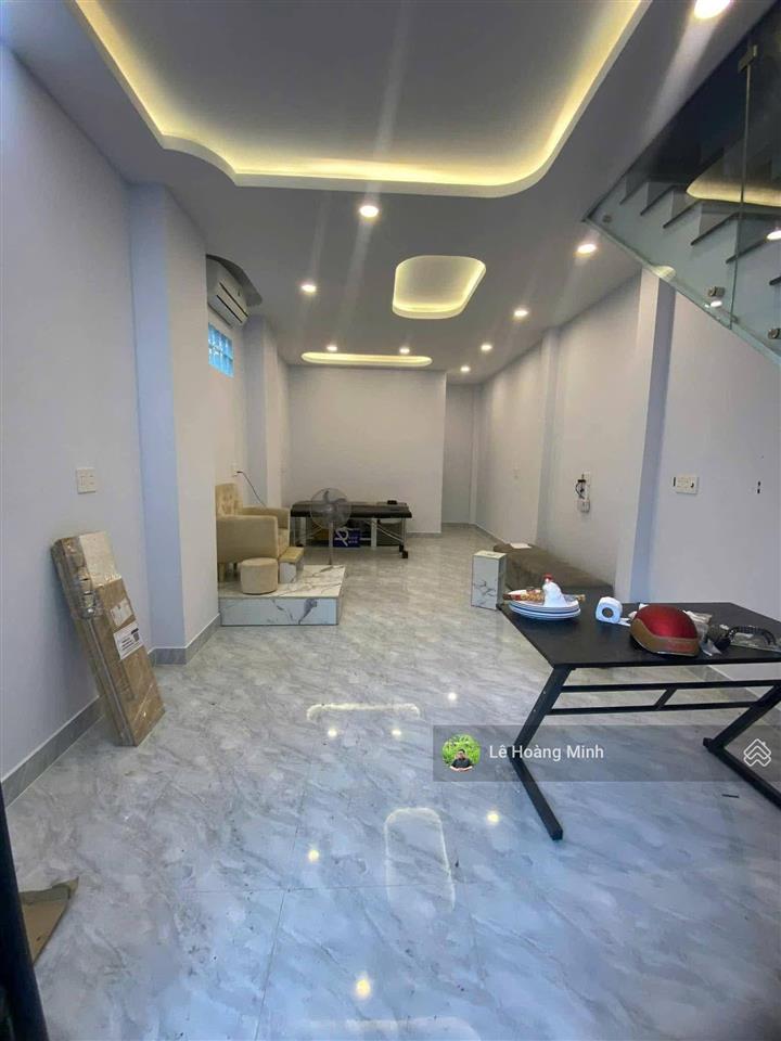 Nhà phố 4m x 15m. đúc 3 lầu 1/ ngắn nguyễn thị kiểu. ngay siêu thị metro