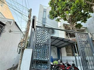 Nhà phố 4m x 15m. đúc 3 lầu 1/ ngắn nguyễn thị kiểu. ngay siêu thị metro