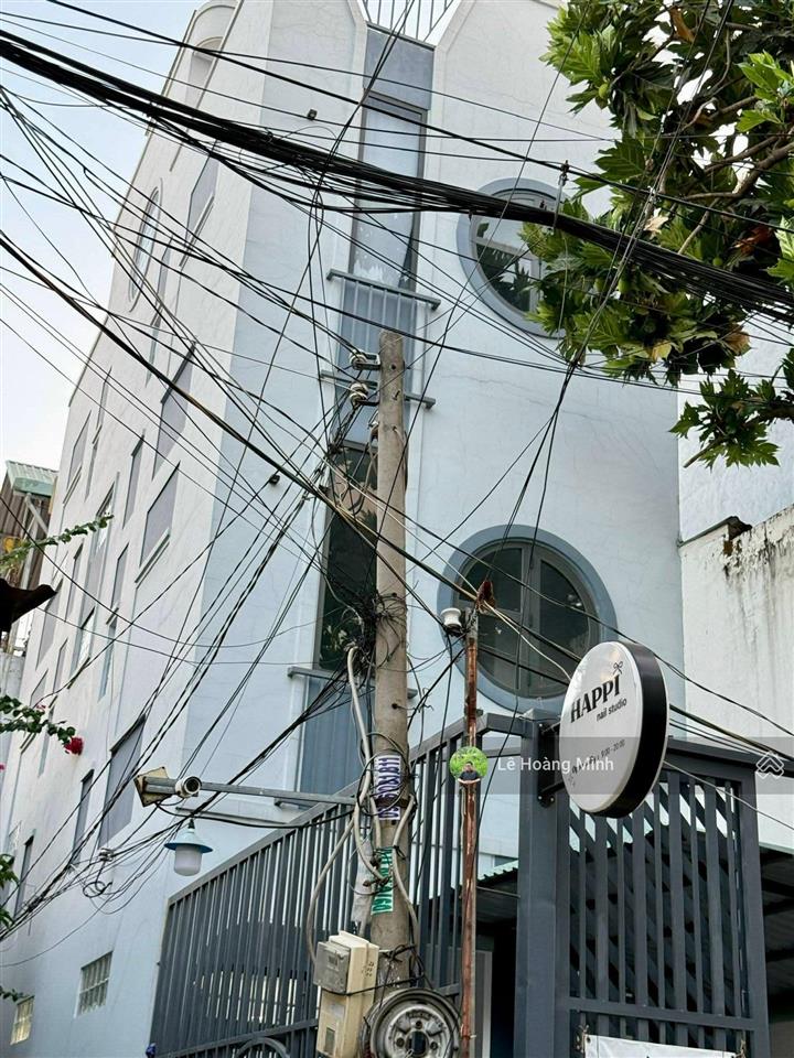 Nhà phố 4m x 15m. đúc 3 lầu 1/ ngắn nguyễn thị kiểu. ngay siêu thị metro