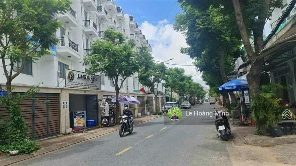 Nhà phố 4m x 22m. xây 5 tầng có thang máy mặt tiền đường nguyễn thị xinh (ta21)