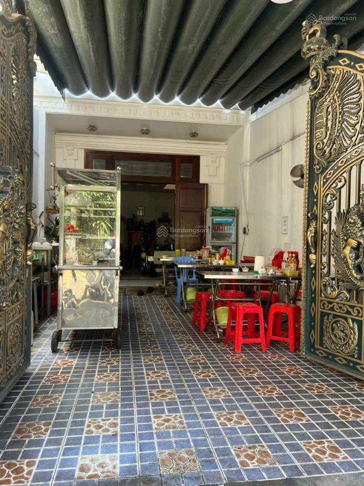 Nhà phố 4,8m x 25m. xây 3 tầng mặt tiền đường hiệp thành 5
